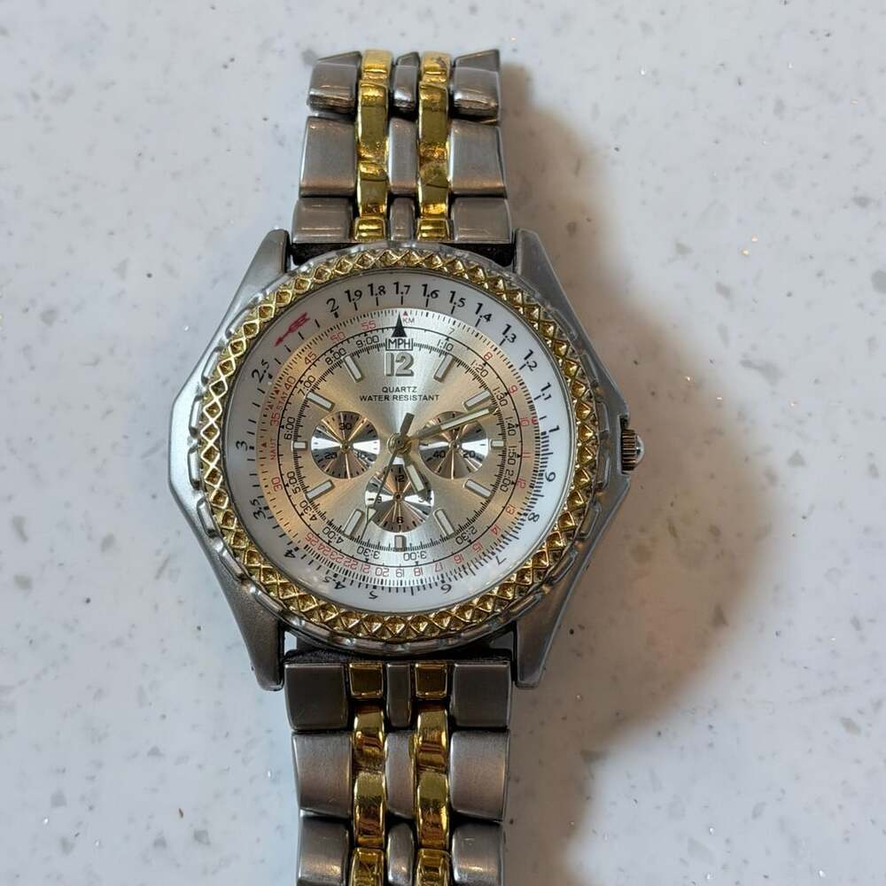 Two-Tone Tachymeter Quartz Watch Gold Silver Stainless Steel